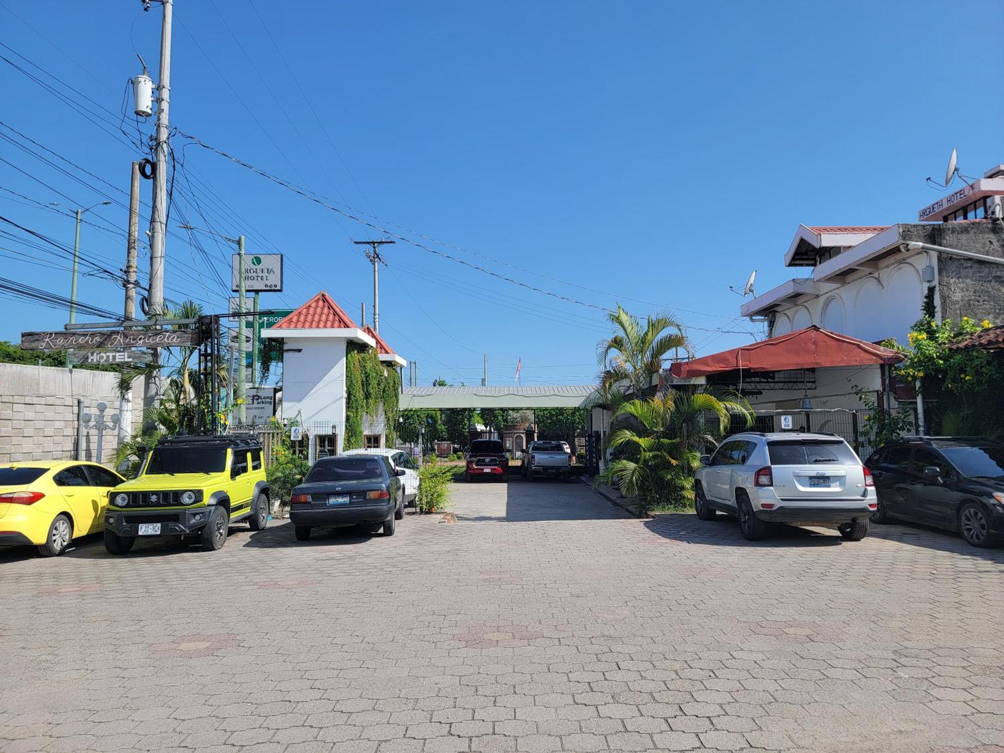 Argueta Hotel San Luis Εξωτερικό φωτογραφία